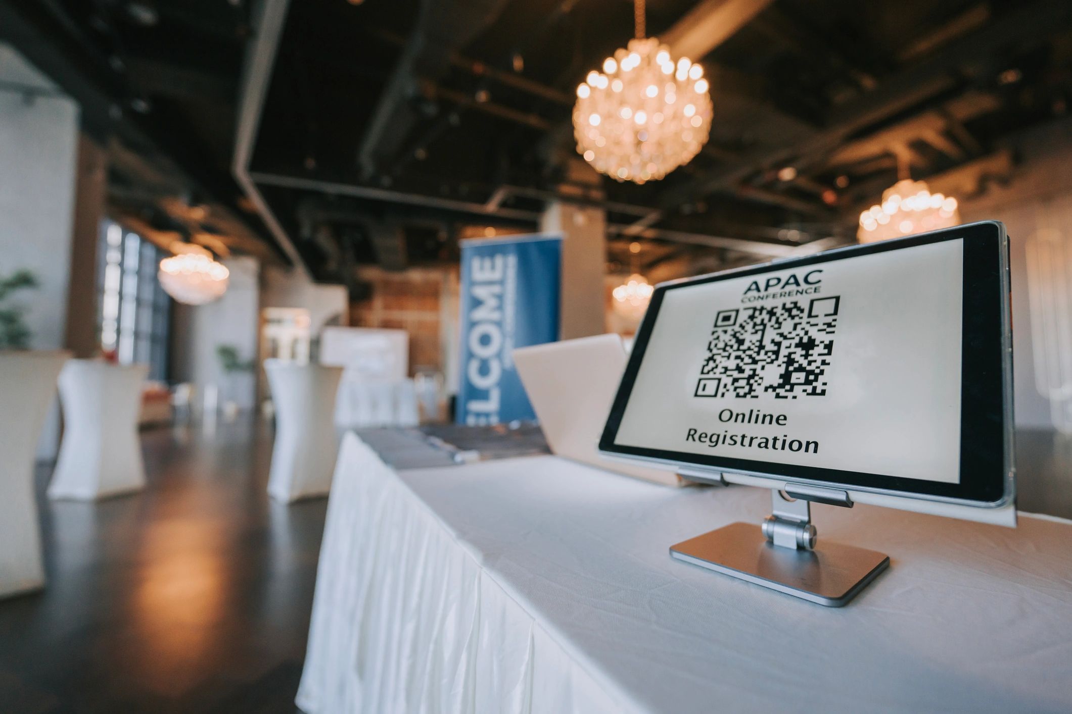 Retail checkout area using barcode scanning technology