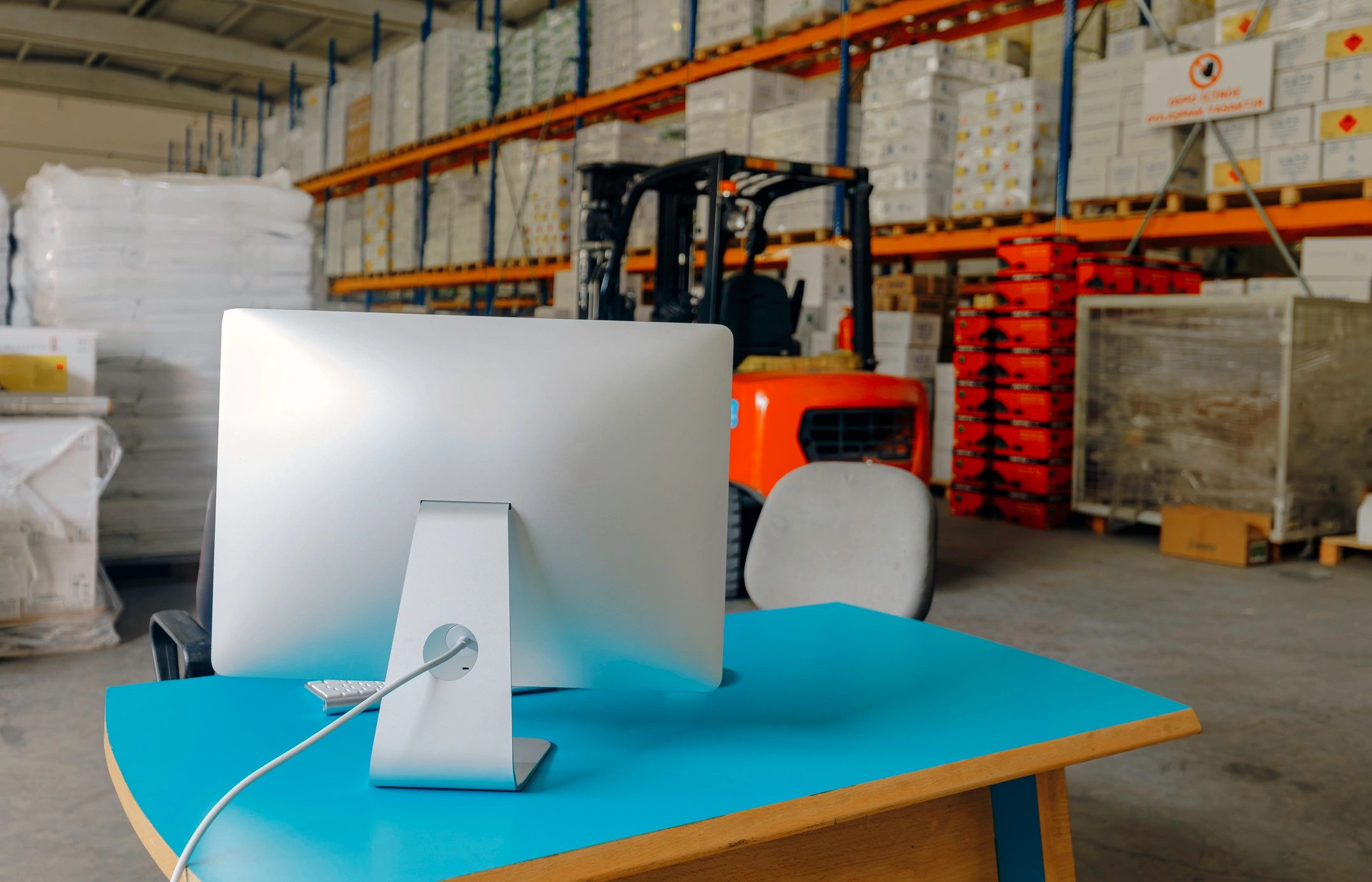 Warehouse and retail technology environment